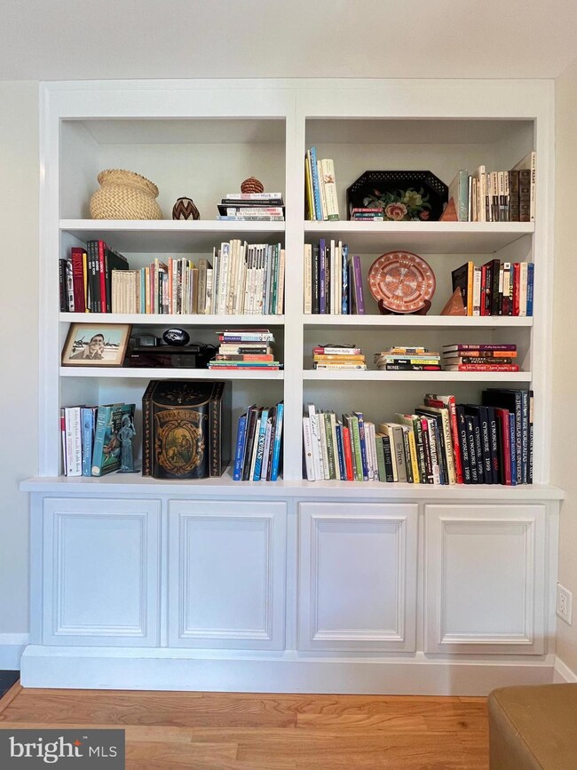 536 Piccadilly Rd, Towson, MD 21204 - photo 7