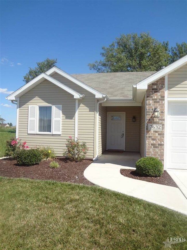 7632 Bowlander Way, Fort Wayne, IN 46835 - photo 2