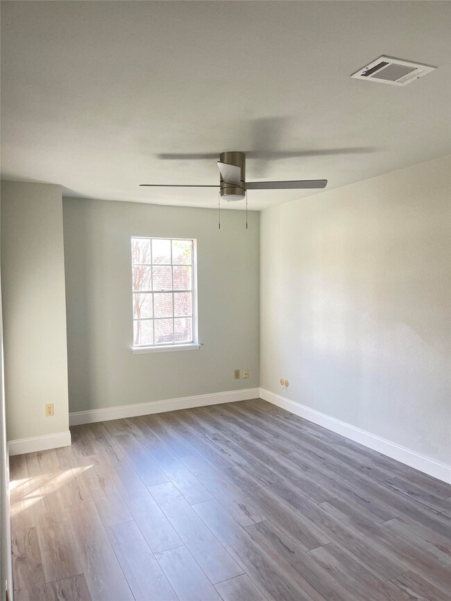 14437 Misty Meadow Ln, Houston, TX 77079 - photo 6