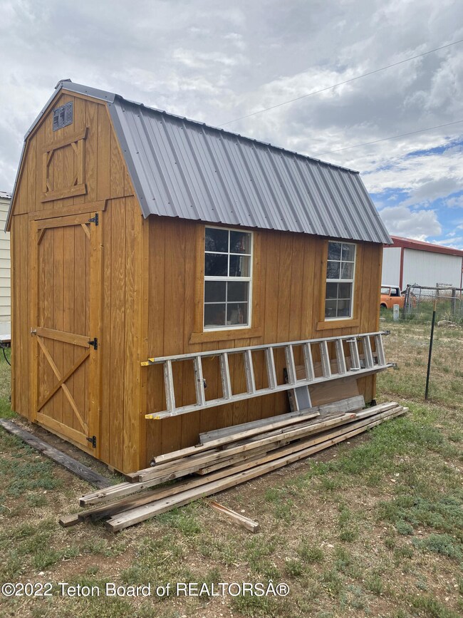 464 S Oak St, La Barge, WY 83123 - photo 7