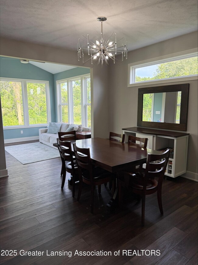 1472 Badlands Dr, Lansing, MI 48917 - photo 6