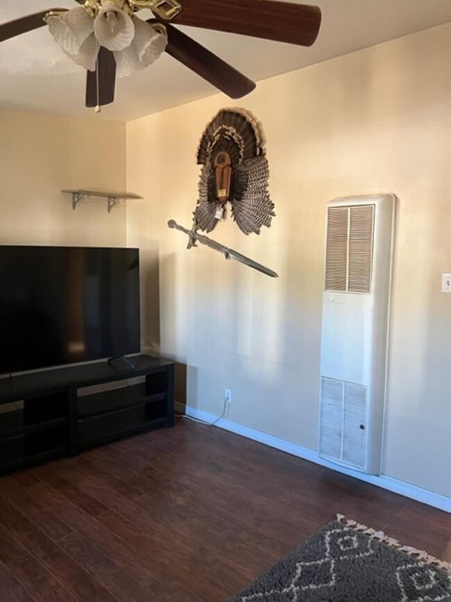 407 Bonnell Dr, Alamogordo, NM 88310 - photo 3