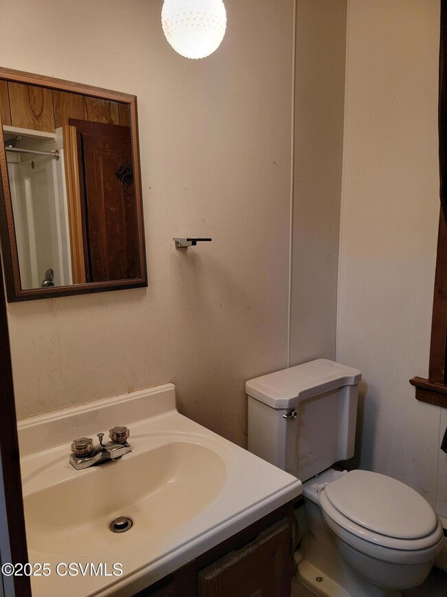 208 E Main St, Middleburg, PA 17842 - photo 7