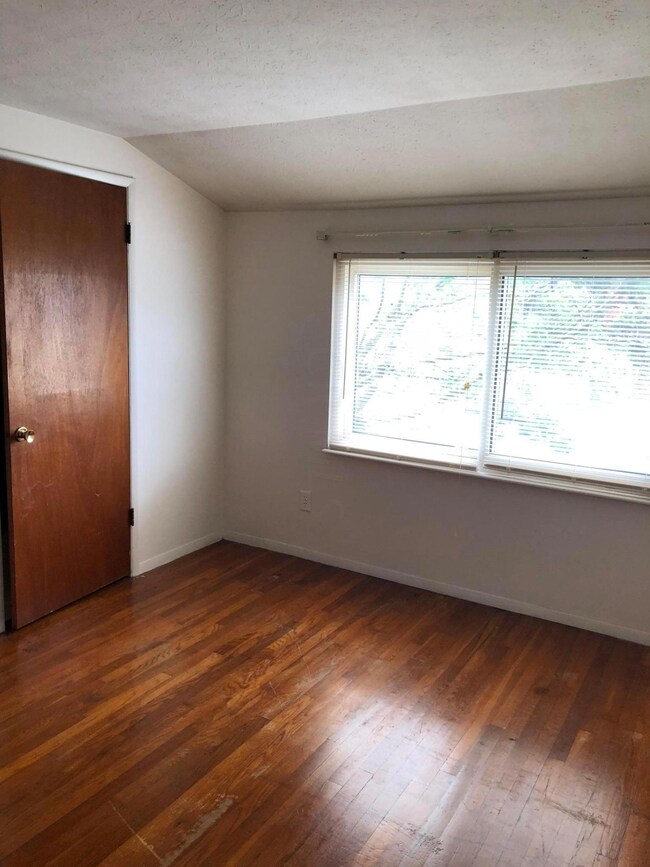 3739 Briggs Rd unit 41, Columbus, OH 43228 - photo 5