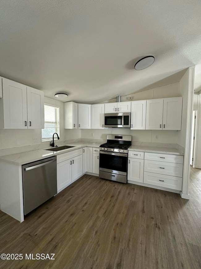 201 N Catalina Ave, Mammoth, AZ 85618 - photo 5