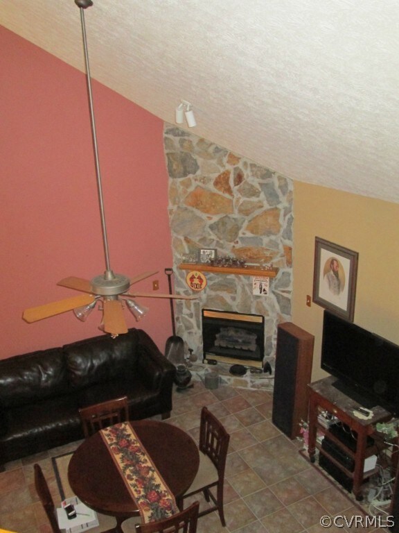 17755 Loving Union Rd, Disputanta, VA 23842 - photo 2