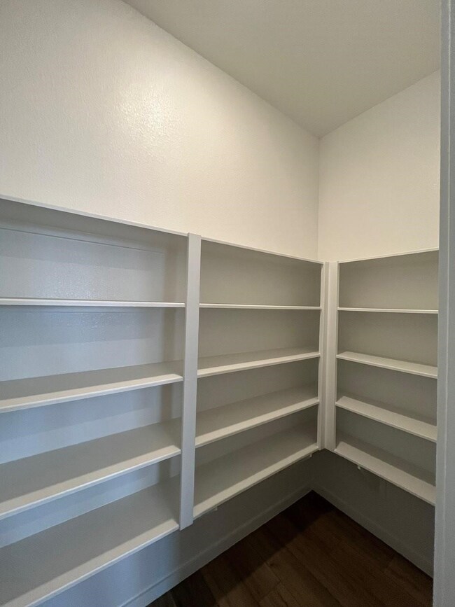 *Not actual home, pictures representative of same floor plan*