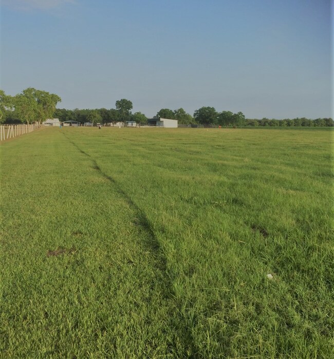 8331 Fm 2977 Rd, Richmond, TX 77469 - photo 2