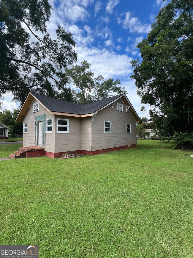 213 S Harris Ave, Piedmont, AL 36272 - photo 2