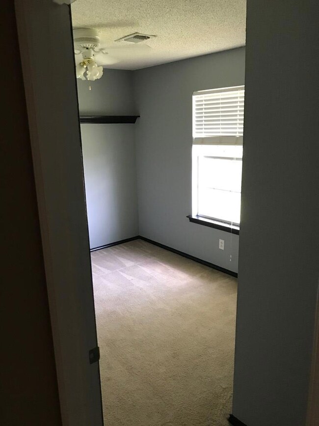 672 Purdue St, Odessa, TX 79765 - photo 4