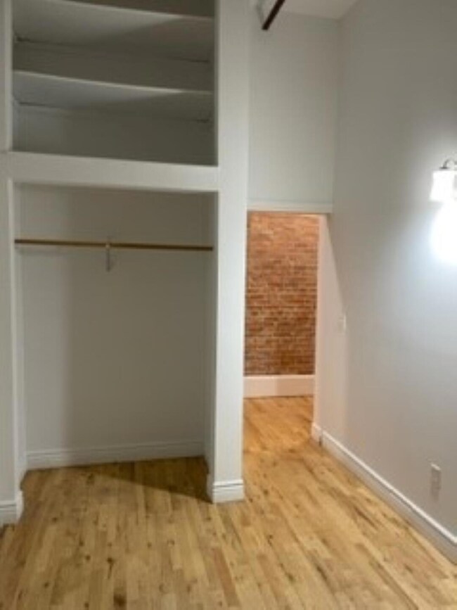 208 W Michigan Ave unit 2J, Ypsilanti, MI 48197 - photo 4