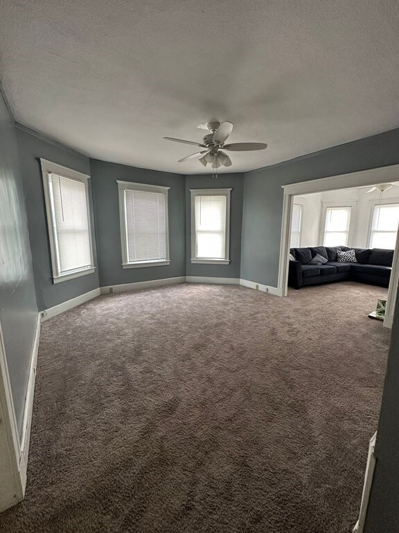 43 Lathrop St unit 2, West Springfield, MA 01089 - photo 3