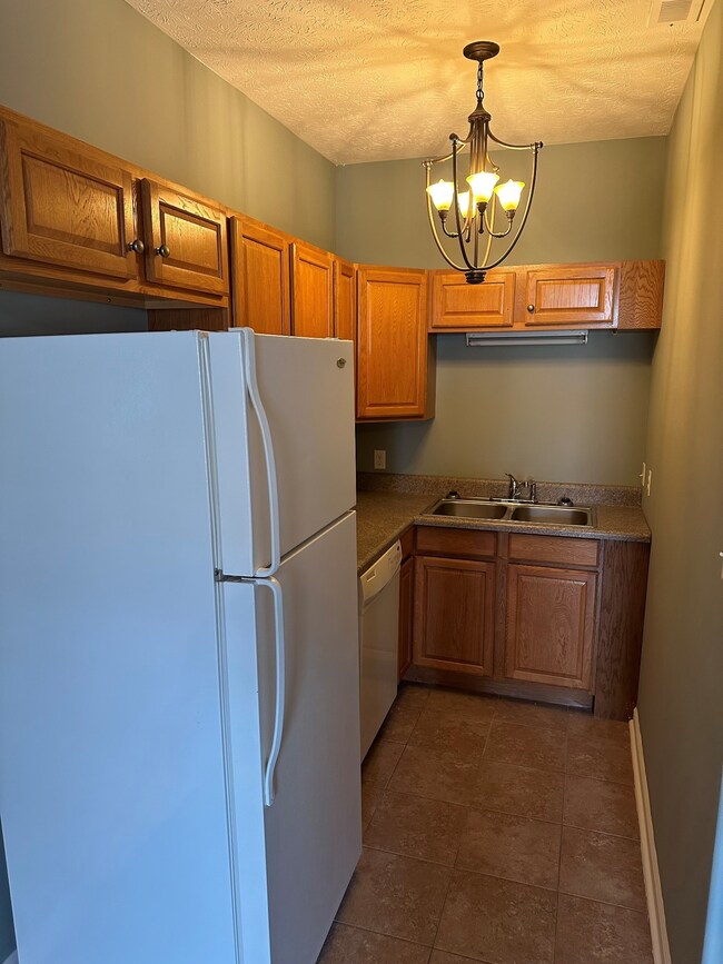 110 Case Rd, Prospect, TN 38477 - photo 4