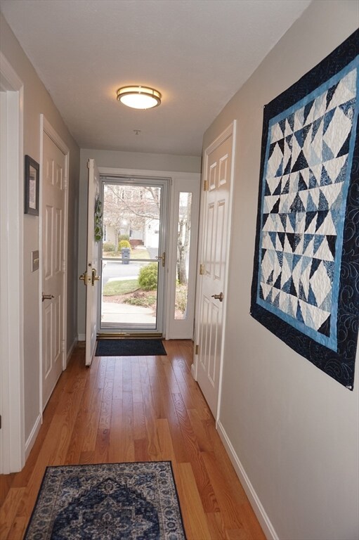 103 Bridle Cross Rd unit 103, Fitchburg, MA 01420 - photo 3