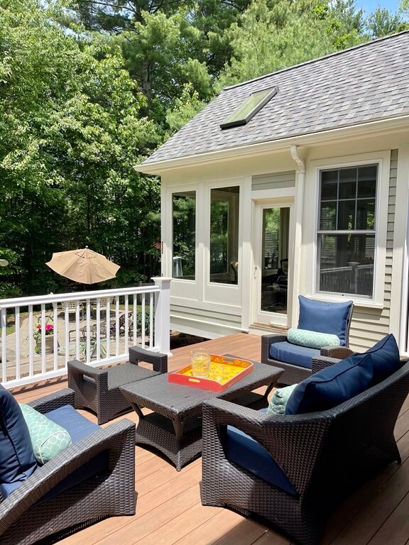 5 Bridlefield Ln, Medfield, MA 02052 - photo 4