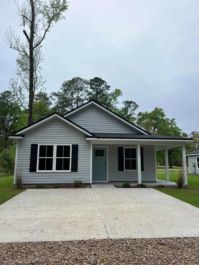 202 Mohave Rd, Crawfordville, FL 32327 - photo 3