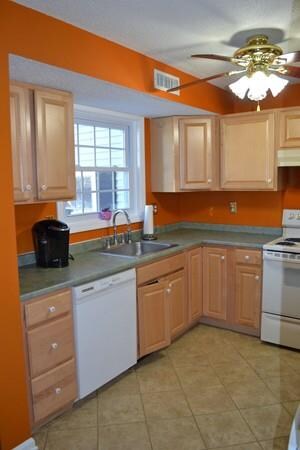 373 Aiken Ave unit 3, Lowell, MA 01850 - photo 4