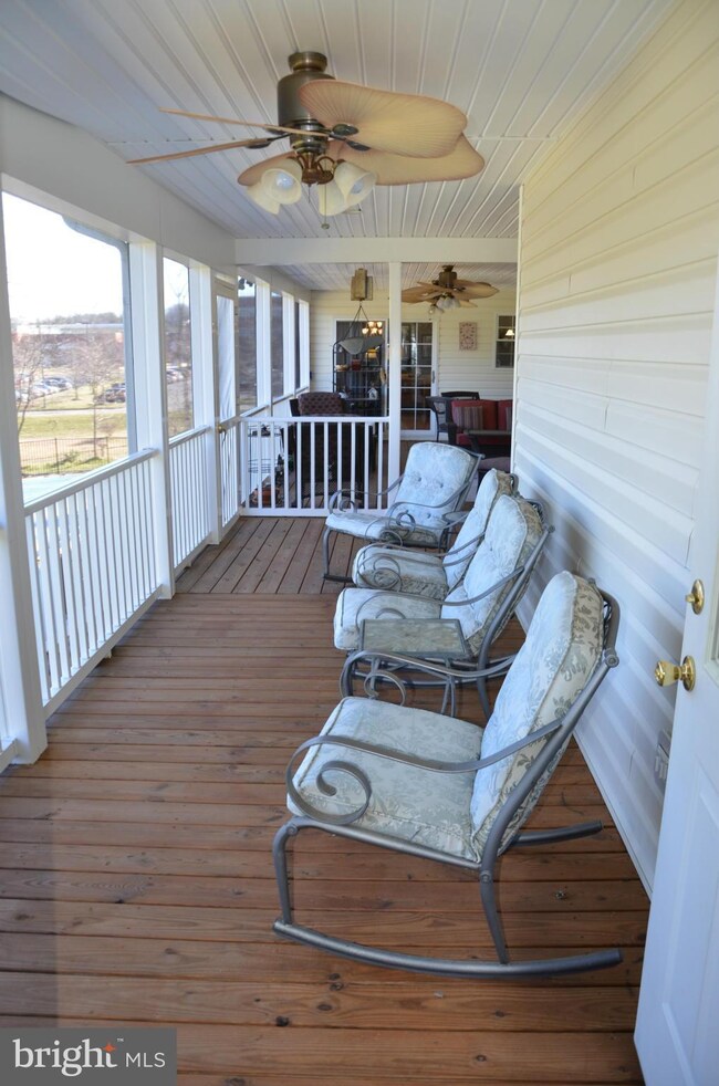 41735 Laverne Ln, Leonardtown, MD 20650 - photo 4