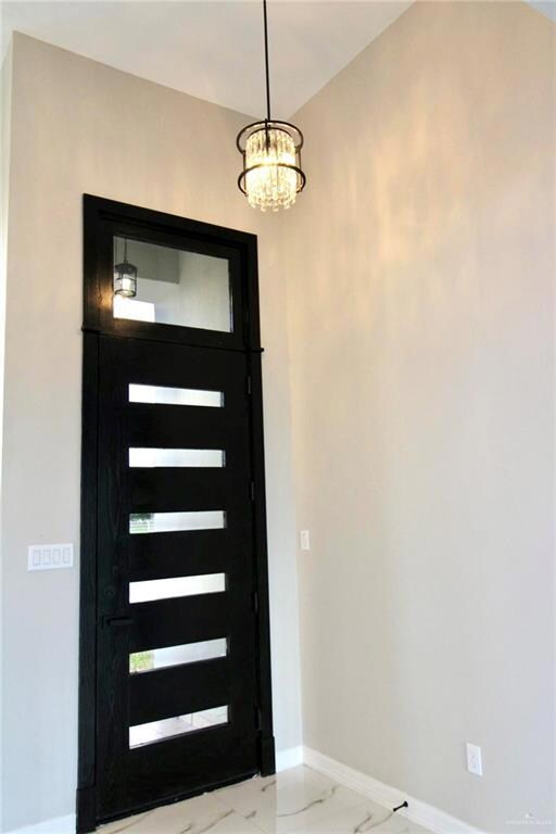 154 E Irvine Ave, Alamo, TX 78516 - photo 3