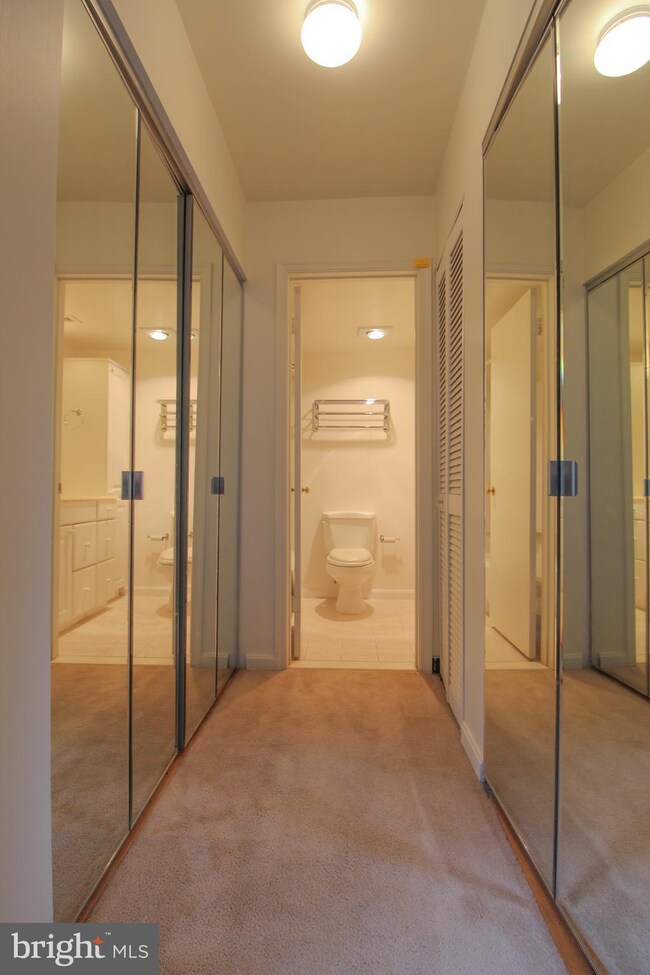 5914 Cove Landing Rd unit 303, Burke, VA 22015 - photo 4