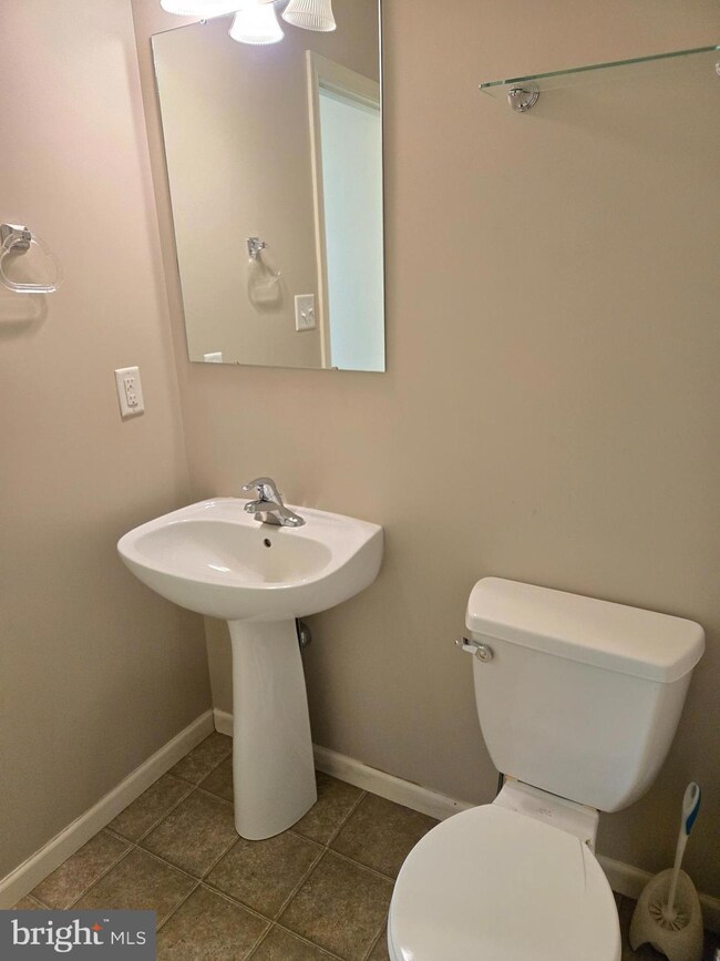 18 Chaser Ct, Reading, PA 19607 - photo 5