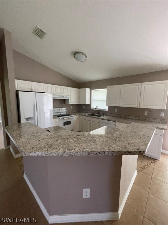 107 NE 15th Terrace, Cape Coral, FL 33909 - photo 5