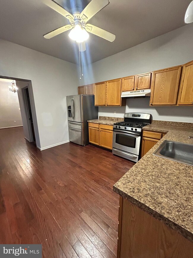 1801 S 4th St, Camden, NJ 08104 - photo 7