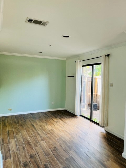 315 E 10th St unit B, Houston, TX 77008 - photo 4