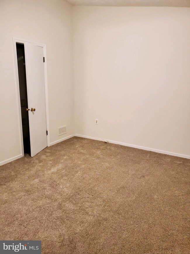 297 Quarry Ave, Capitol Heights, MD 20743 - photo 3