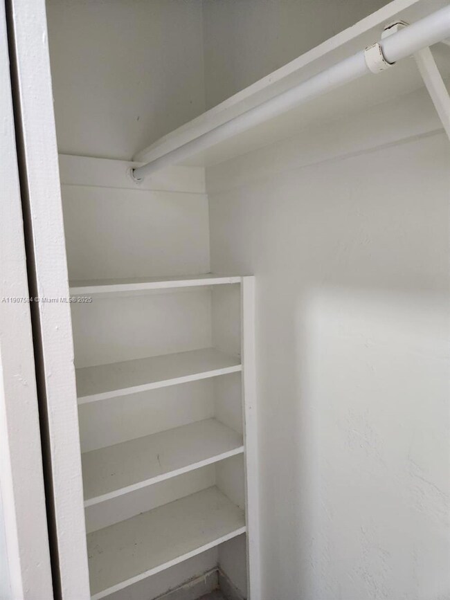 8101 SW 73rd Ave unit 30, Miami, FL 33143 - photo 5