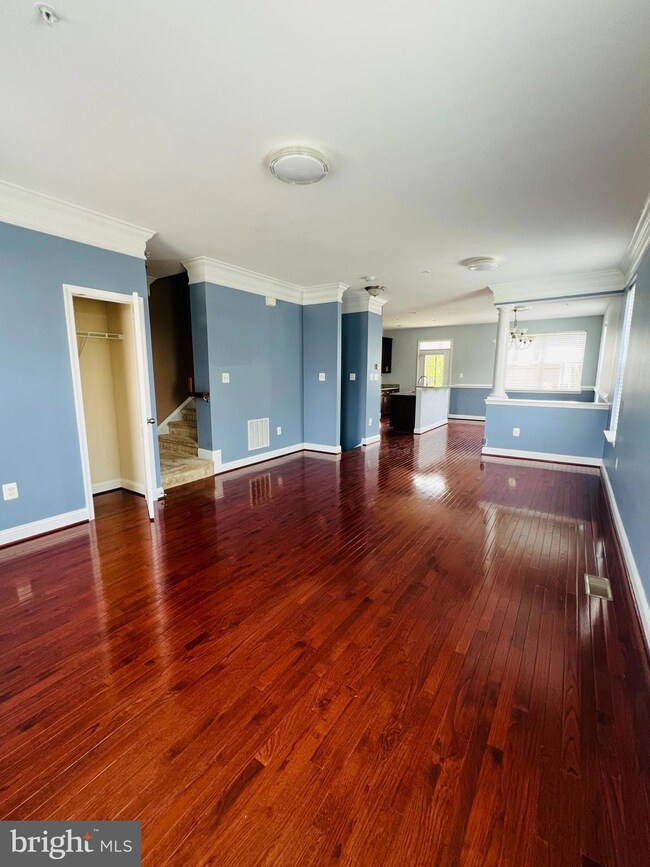 22705 Newcut Rd, Clarksburg, MD 20871 - photo 3