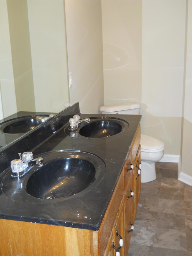 308 Cottonwood Dr, Shelbyville, TN 37160 - photo 7