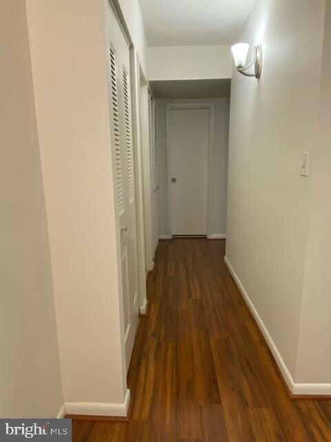 2236 Castle Rock Square unit 1B, Reston, VA 20191 - photo 2