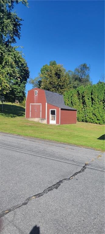 701 Hillview Ave, Easton, PA 18045 - photo 4