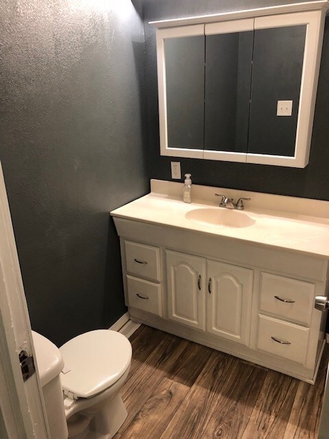 811 N Van Buren St, Auburn, IN 46706 - photo 7