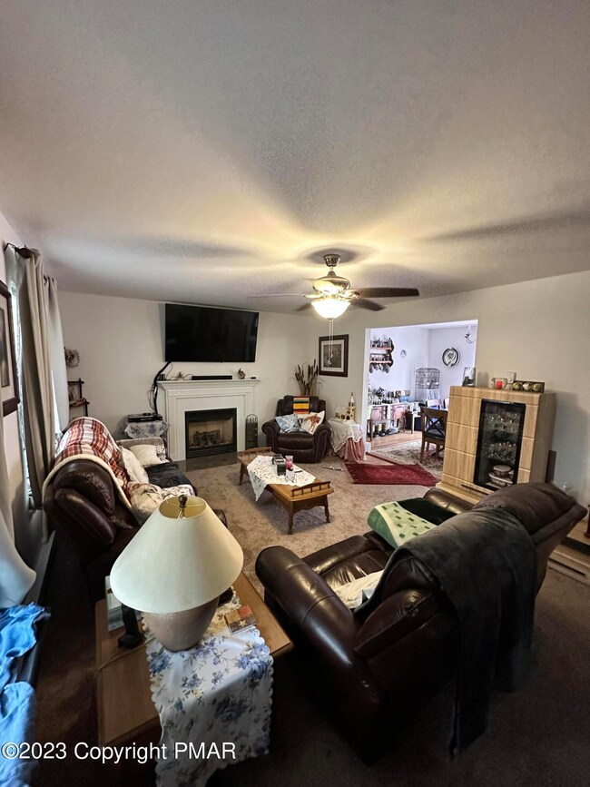 1457 Clover Rd, Long Pond, PA 18334 - photo 5