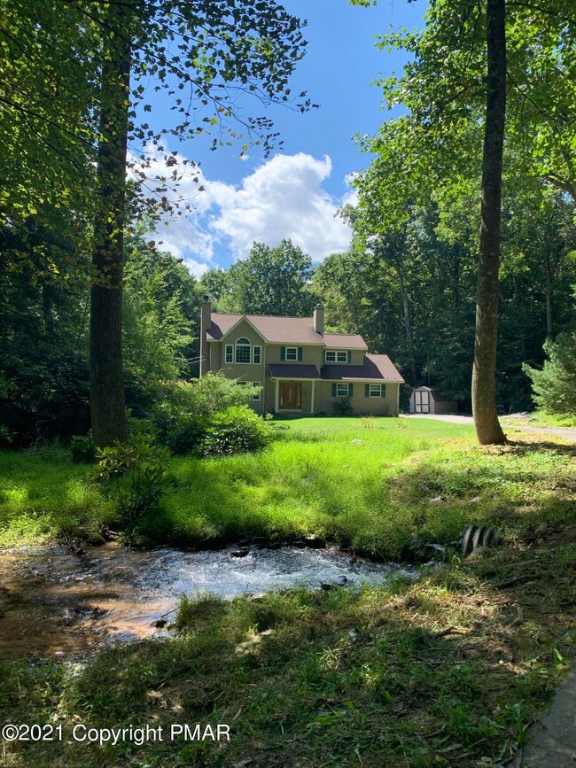 219 Lower Valley Dr, Kunkletown, PA 18058 - photo 2