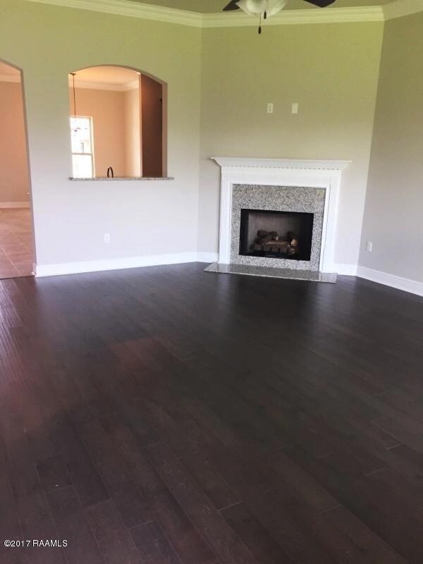lf 123 family room