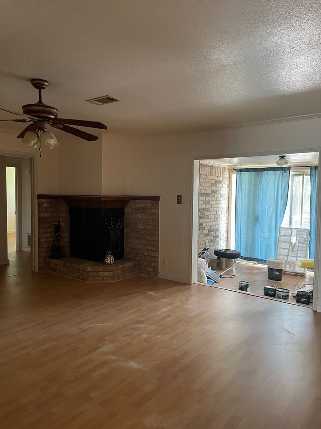 7218 Brook Stone Dr, Houston, TX 77040 - photo 5