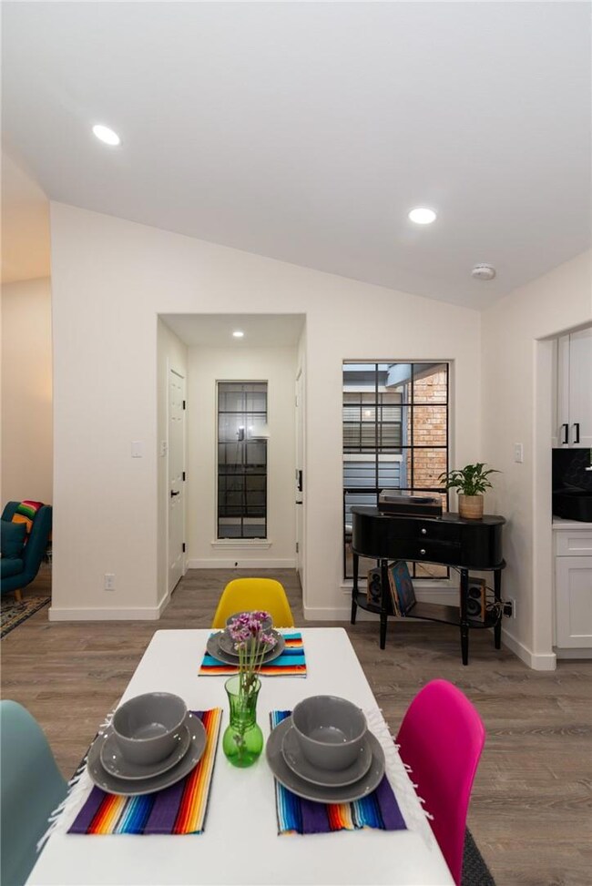 1601 Faro Dr unit 1202, Austin, TX 78741 - photo 2