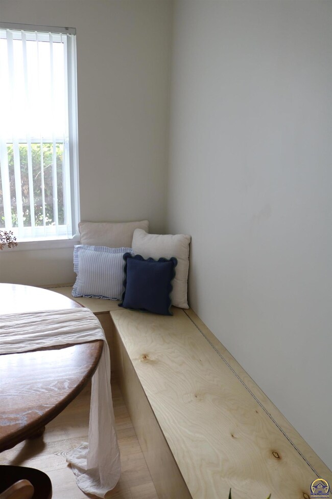 5440 SW 12th Terrace unit 2, Topeka, KS 66604 - photo 7