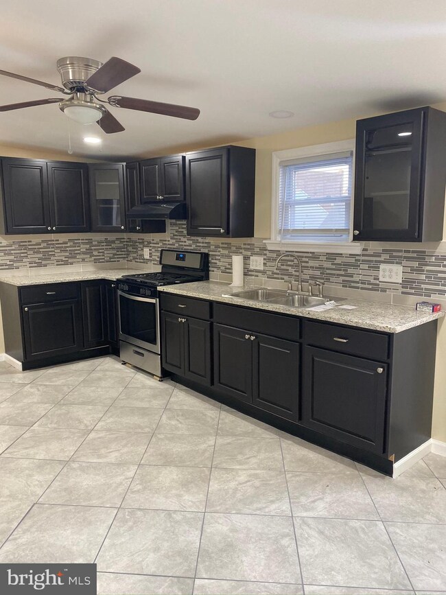 131 Webster St, Riverside, NJ 08075 - photo 4