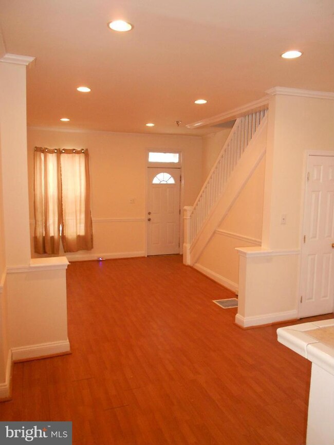 3222 Leeds St, Baltimore, MD 21229 - photo 2