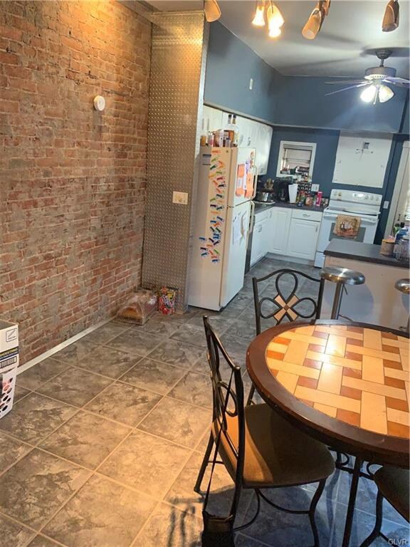 338 N Fulton St, Allentown, PA 18102 - photo 4