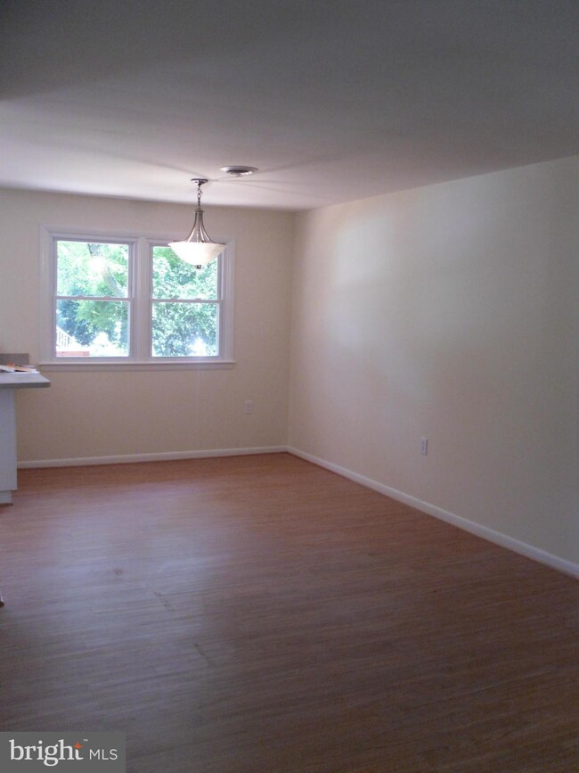 1203 Southview Dr, Annapolis, MD 21409 - photo 4