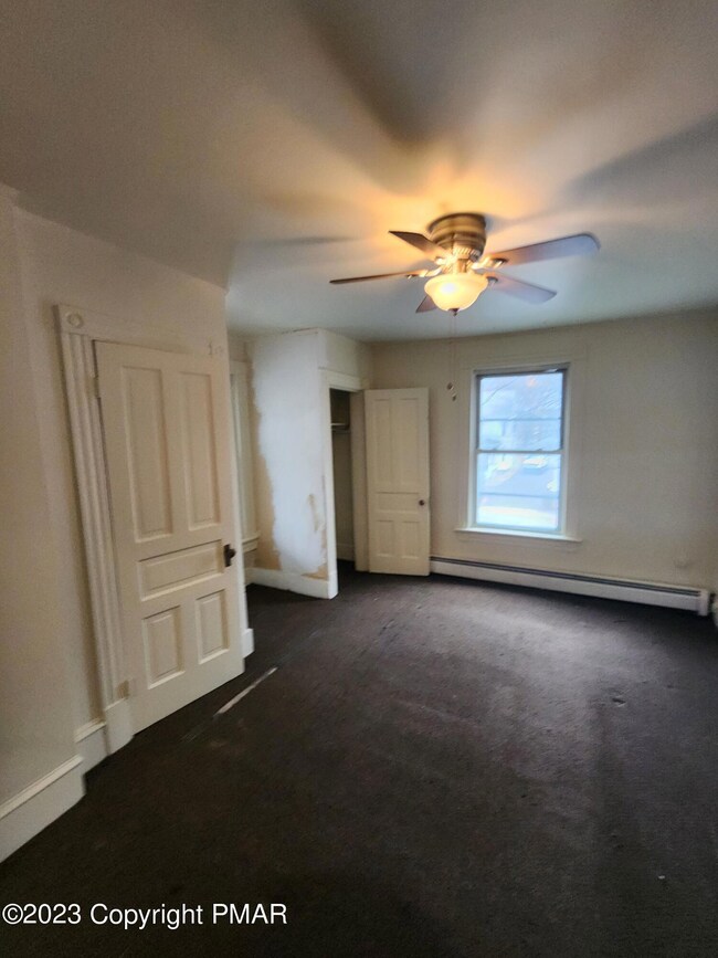 501 Thomas St unit 2, Stroudsburg, PA 18360 - photo 4