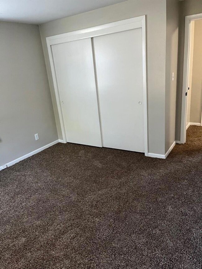 2721 Tamra Ln, Anderson, IN 46012 - photo 7