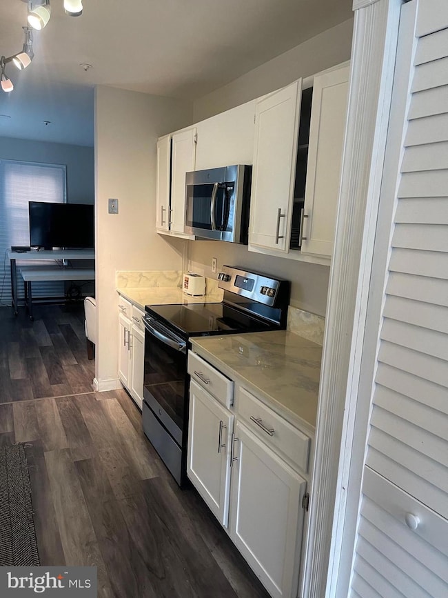 5715 Sweetway Terrace unit 28, Capitol Heights, MD 20743 - photo 5