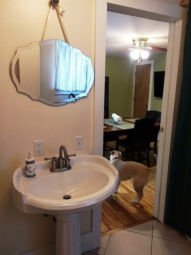 22 Bellevue St, Keene, NH 03431 - photo 7