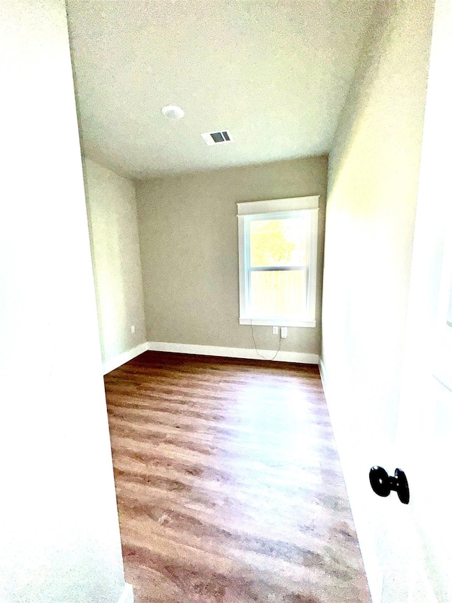 204 Booker t Washington St unit B, Conroe, TX 77301 - photo 4
